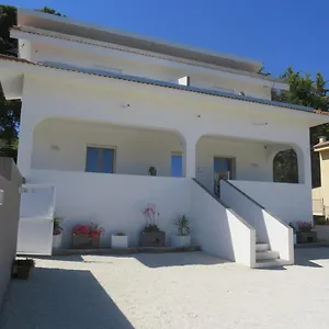 https://bb-adenzia.sicilyhotelsitaly.net