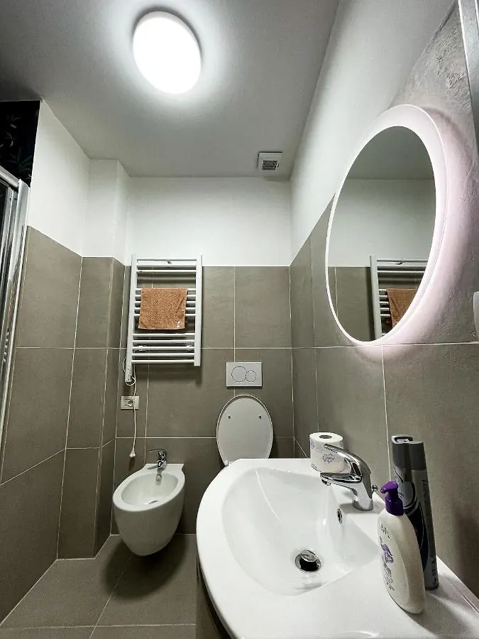 Maison d'hôtes II - Accogliente Camera A Pochi Minuti Dal Centro Milan